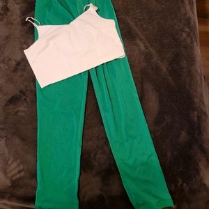 Crop top and wide leg pants outfit